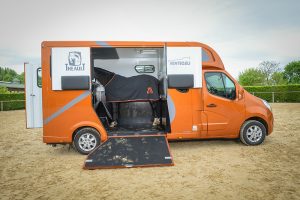 Horsebox Hire