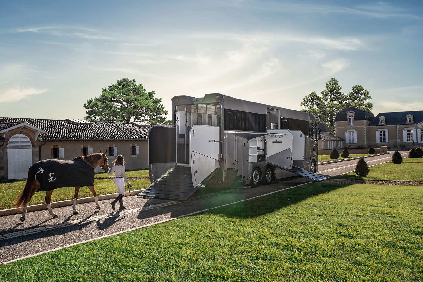 theault horsebox