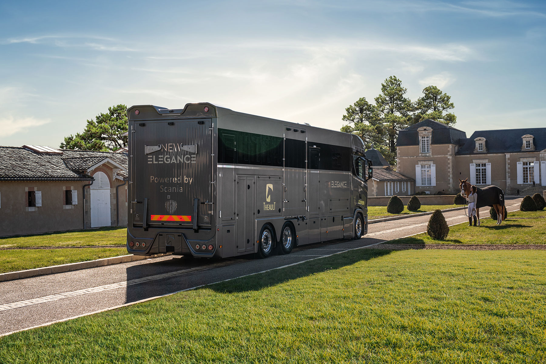 theault horsebox