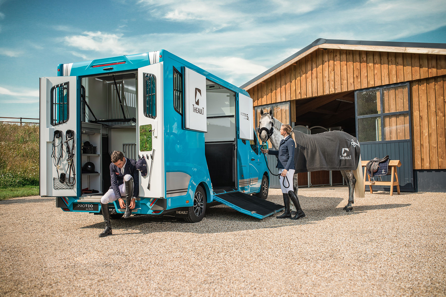 theault horsebox